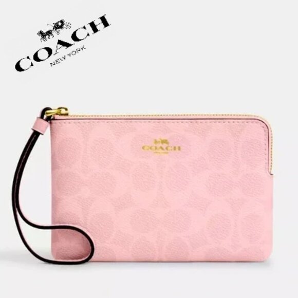❤️ Coach Corner Zip Wristlet In Signature Canvas Powder Pink - Picture 1 of 5